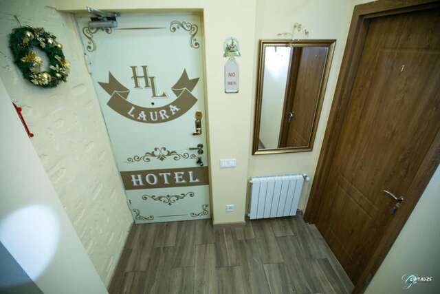 Отель Hotel Laura Тбилиси-30